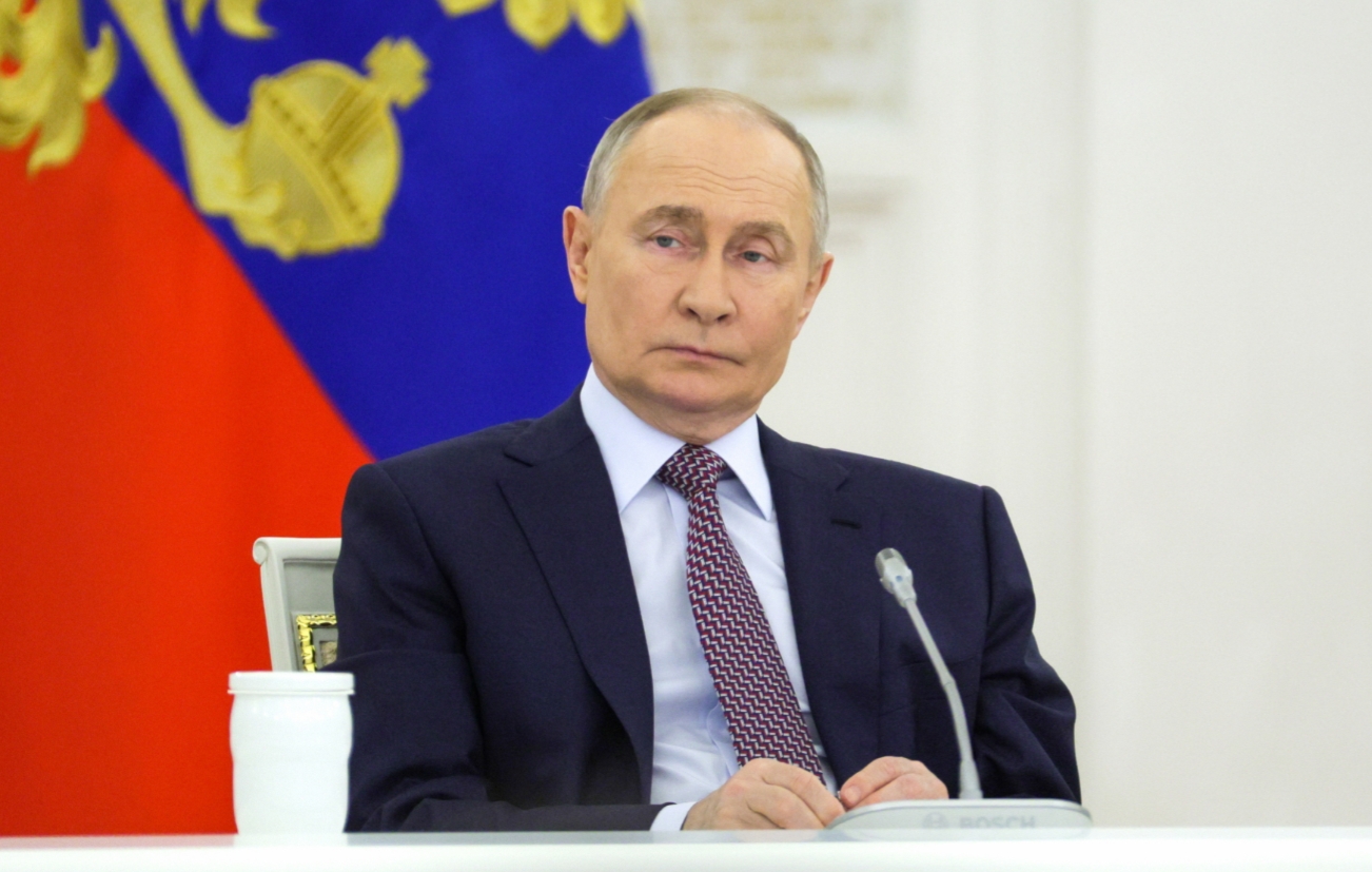 Путин предложил сделать доступнее соцконтракт для семей с небольшими доходами